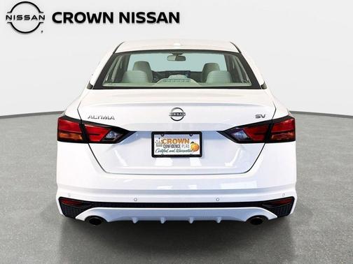 Pearl White Tricoat 2024 Nissan Altima 2.5 SV