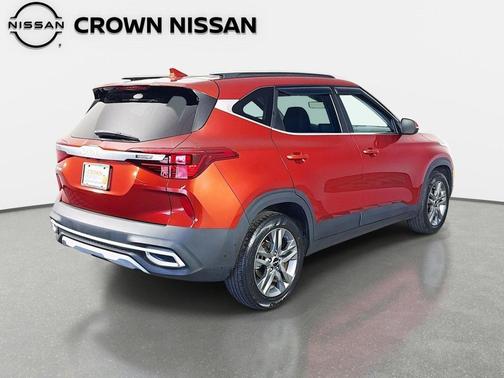 Mars Orange 2023 Kia Seltos S