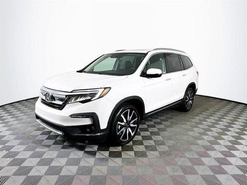 2021 Honda Pilot Touring 8-Passenger