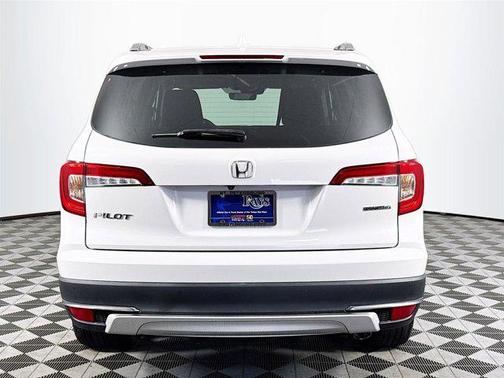 2021 Honda Pilot Touring 8-Passenger