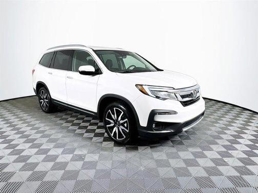 2021 Honda Pilot Touring 8-Passenger