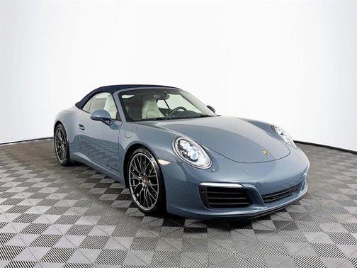 2017 Porsche 911 Carrera