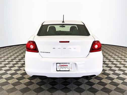 2013 Dodge Avenger SE