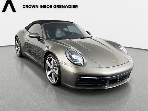 2020 Porsche 911 Carrera