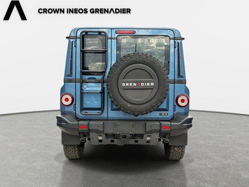 Shale Blue Metallic 2026 INEOS Grenadier Fieldmaster