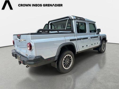 2025 INEOS Grenadier Quartermaster Fieldmaster Edition
