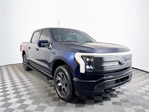 2024 Ford F-150 Lightning LARIAT