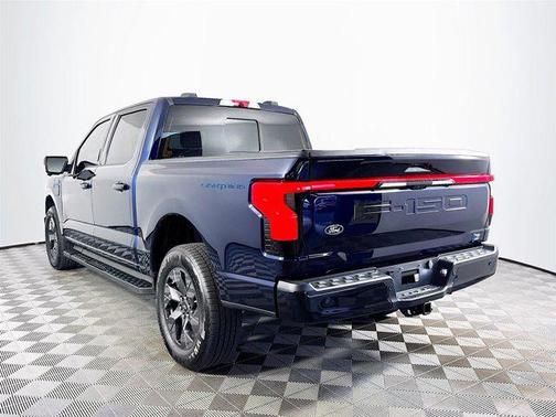 2024 Ford F-150 Lightning LARIAT