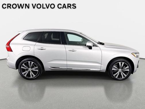 Silver Dawn Metallic 2023 Volvo XC60 B5 Plus Bright Theme