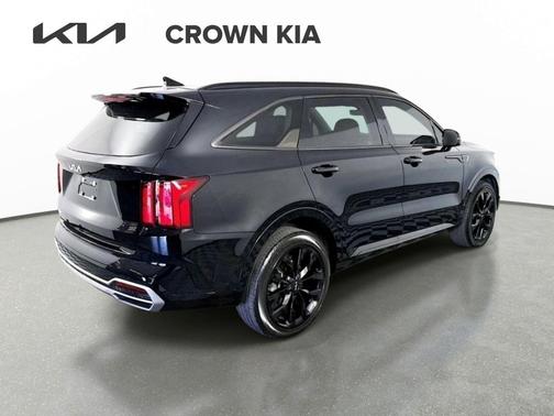 Ebony Black 2023 Kia Sorento SX