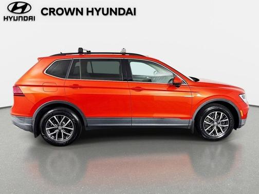 Habanero Orange Metallic 2019 Volkswagen Tiguan 2.0T SE