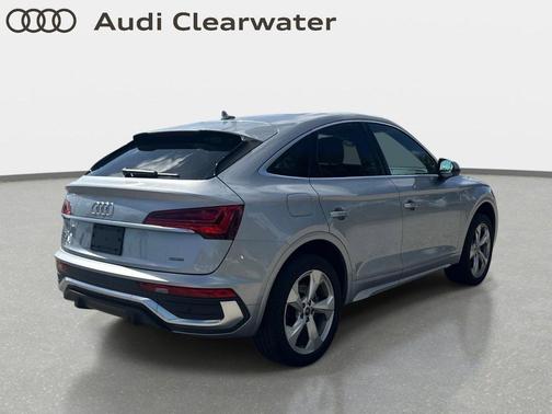 Florett Silver Metallic 2023 Audi Q5 45 S line Premium