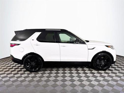 2023 Land Rover Discovery P360 HSE R-Dynamic