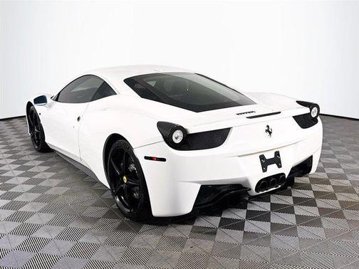2014 Ferrari 458 Italia Base