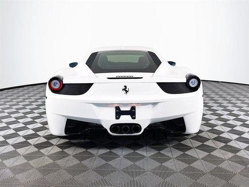 2014 Ferrari 458 Italia Base