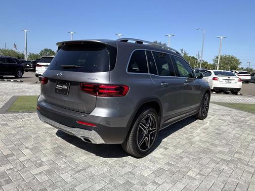 Mountain Grey Metallic 2026 Mercedes-Benz GLB 250 4MATIC
