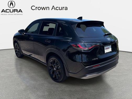 Crystal Black Pearl 2024 Honda HR-V Sport