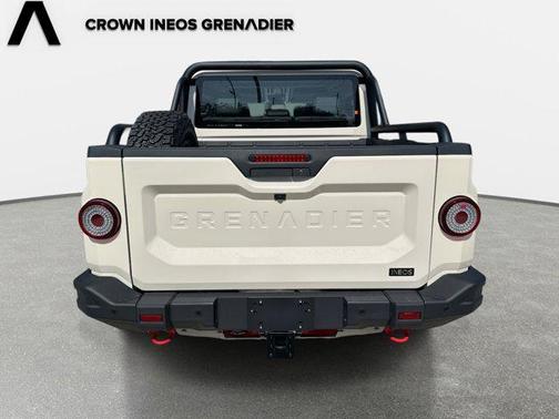 Scottish White 2025 INEOS Grenadier Quartermaster Fieldmaster Edition