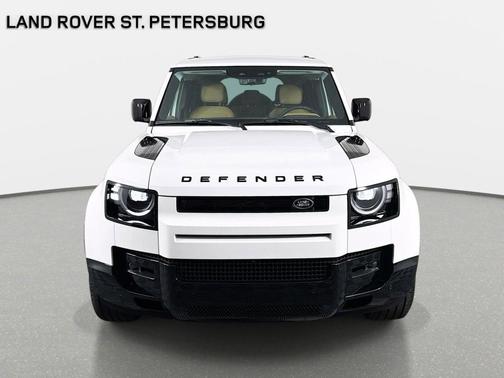 Fuji White 2026 Land Rover Defender P400 X-Dynamic SE