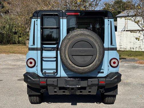 2025 INEOS Grenadier Fieldmaster