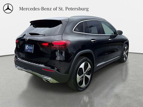 Night Black 2026 Mercedes-Benz GLA 250 4MATIC