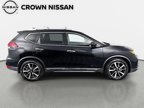 Magnetic Black Pearl 2019 Nissan Rogue SL