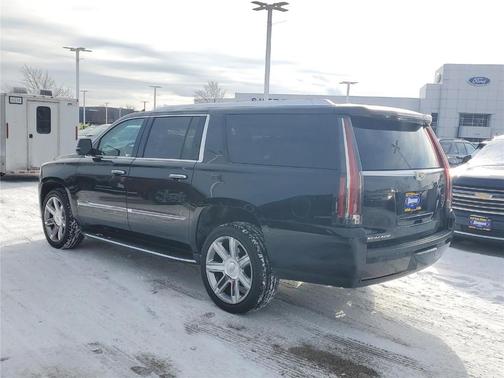 2018 Cadillac Escalade ESV Premium Luxury