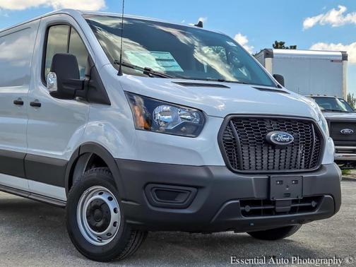 2025 Ford Transit-250 