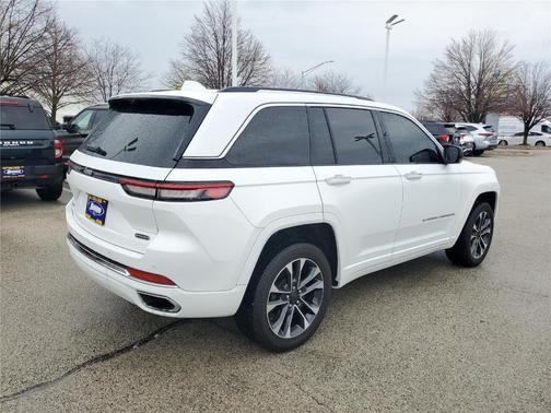 2023 Jeep Grand Cherokee Overland