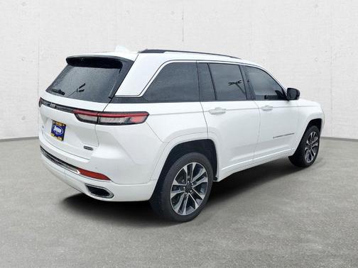 2023 Jeep Grand Cherokee Overland