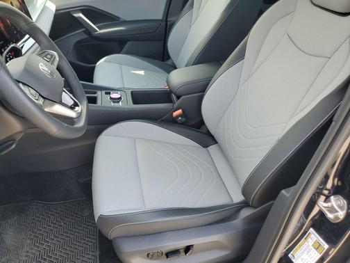 Deep Black Pearl Effect 2026 Volkswagen Tiguan 2.0T SE R-Line Black