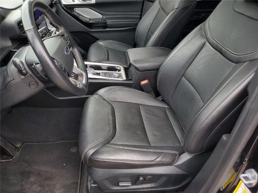 Agate Black Metallic 2022 Ford Explorer ST