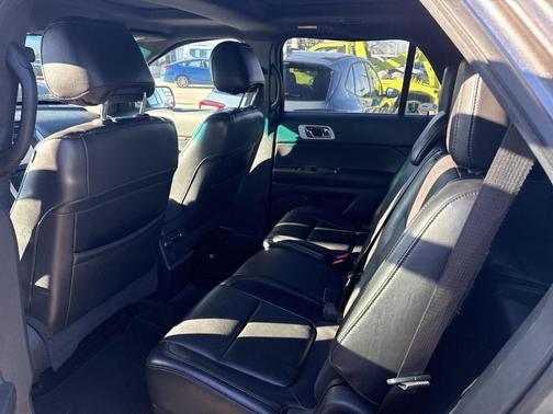 2011 Ford Explorer XLT