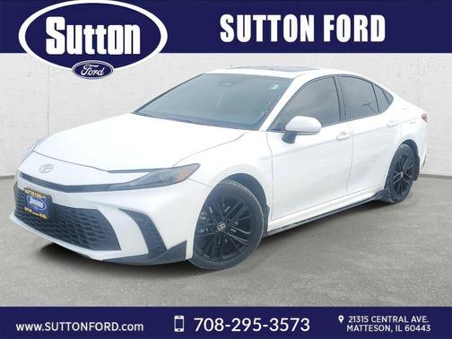 2025 Toyota Camry SE