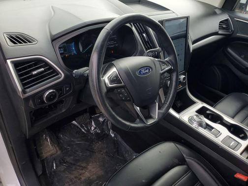 Oxford White 2024 Ford Edge SEL
