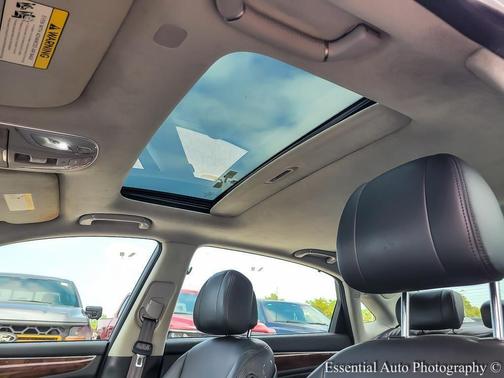 2011 Hyundai Equus Signature
