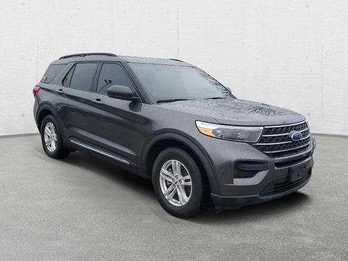 Magnetic Metallic 2020 Ford Explorer XLT