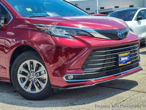 2022 Toyota Sienna XLE