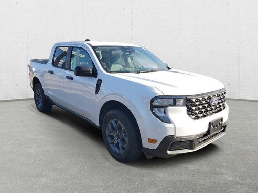 Oxford White 2026 Ford Maverick XLT