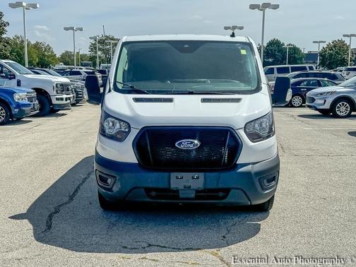 2022 Ford Transit-250 Base