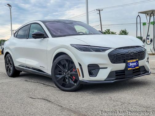 2025 Ford Mustang Mach-E GT