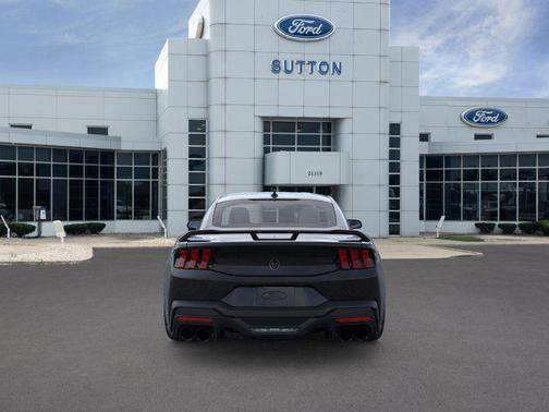 2025 Ford Mustang Dark Horse