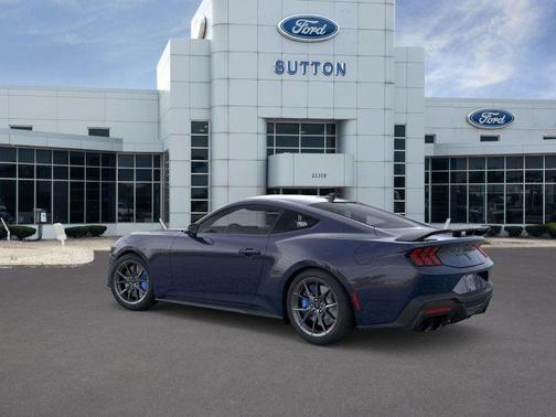 2025 Ford Mustang Dark Horse