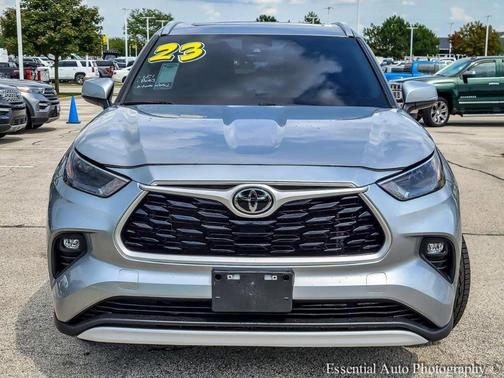 2023 Toyota Highlander XLE