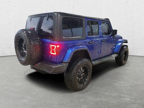 Ocean Blue Metallic 2018 Jeep Wrangler Unlimited Sahara