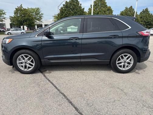 Blue Metallic 2024 Ford Edge SEL