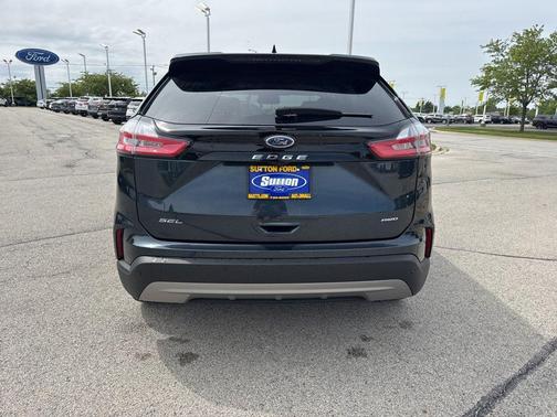 Blue Metallic 2024 Ford Edge SEL