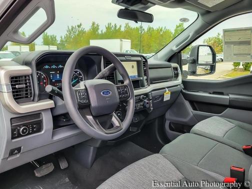 2025 Ford F-250 XLT
