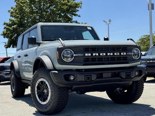 2024 Ford Bronco Black Diamond