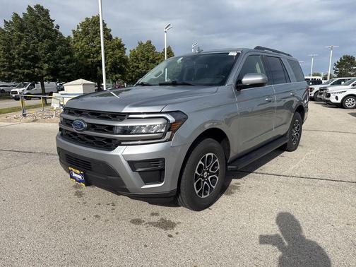 Silver Metallic 2024 Ford Expedition XLT